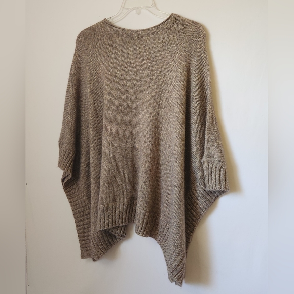 NWT Tommy Bahama Oversized Pullover with Gold Metal Fibers womens size s… - Picture 12 of 17